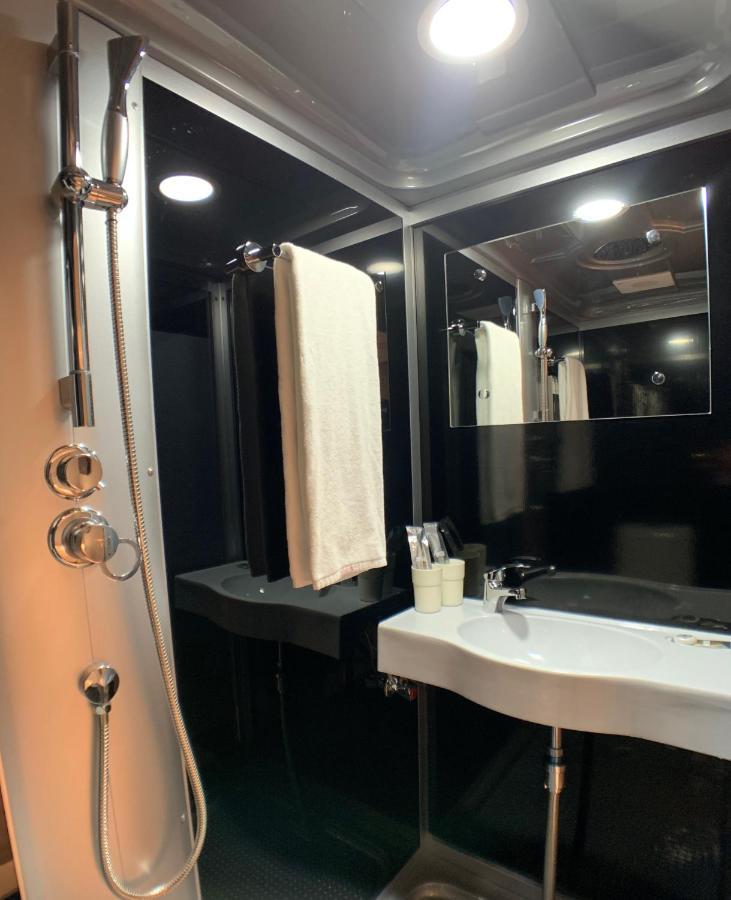 טאיפיי Donni Room For Rent מראה חיצוני תמונה